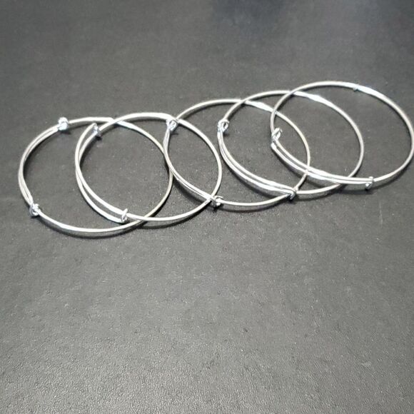 **Final Sale** Plain silver tone charm bangle bracelet lot - Picture 1 of 7